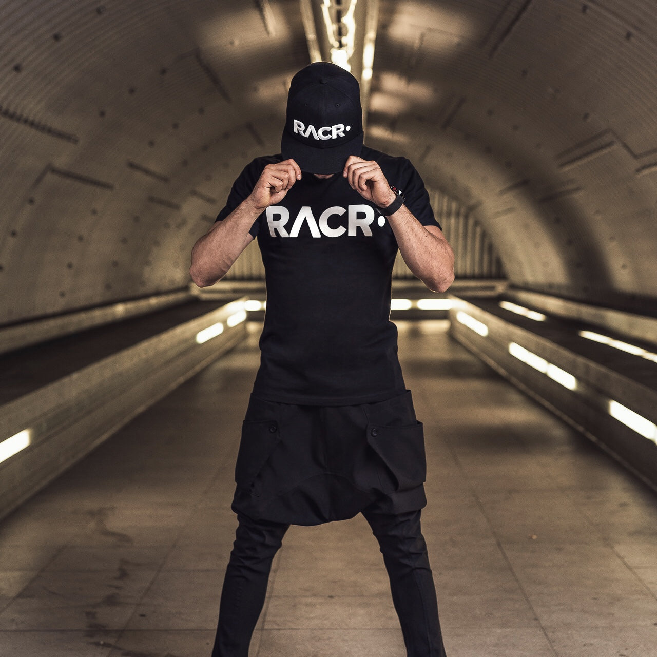 RACR TEE BLACK